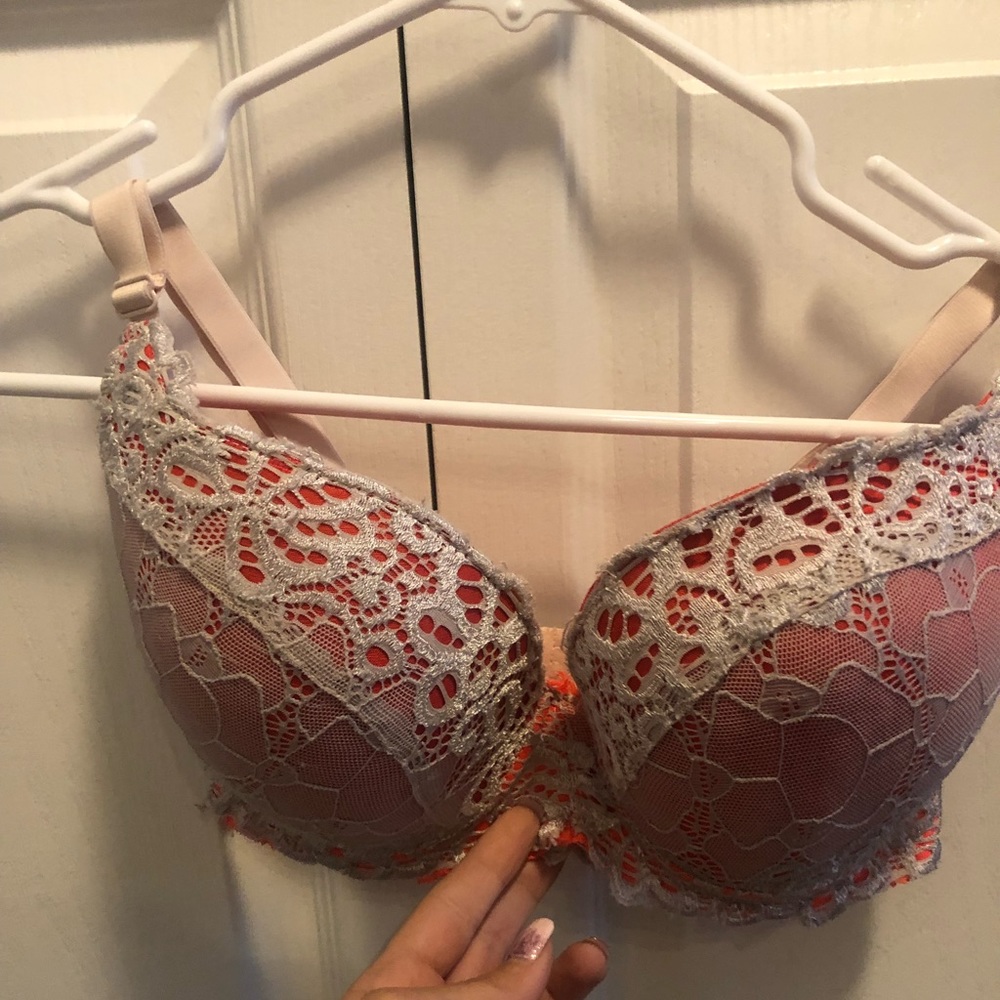 34D lace overlay push up bra